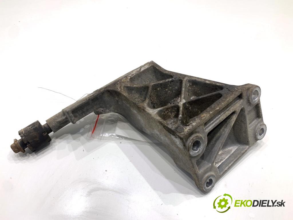 INFINITI Q50 sedan 2014 268 kW 50 Hybrid AWD 3498 Držiak Motor