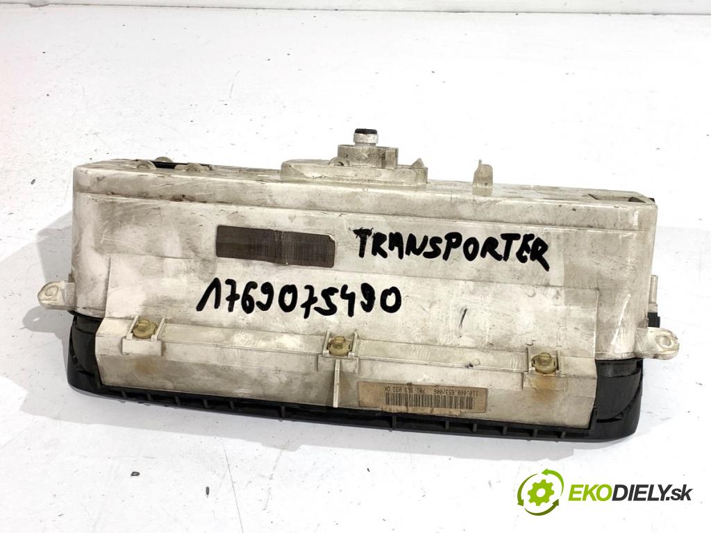 VW TRANSPORTER T4 Autobus 1995 57 kW 2.4 D 2370 Prístrojovka 701919033DK (Prístrojová doska)