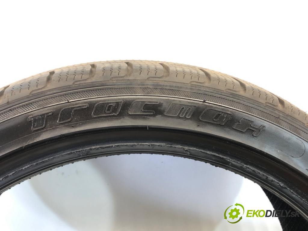 --- --- PNEUMATIKY: zima 1X 225/40 19" TRACMAX: