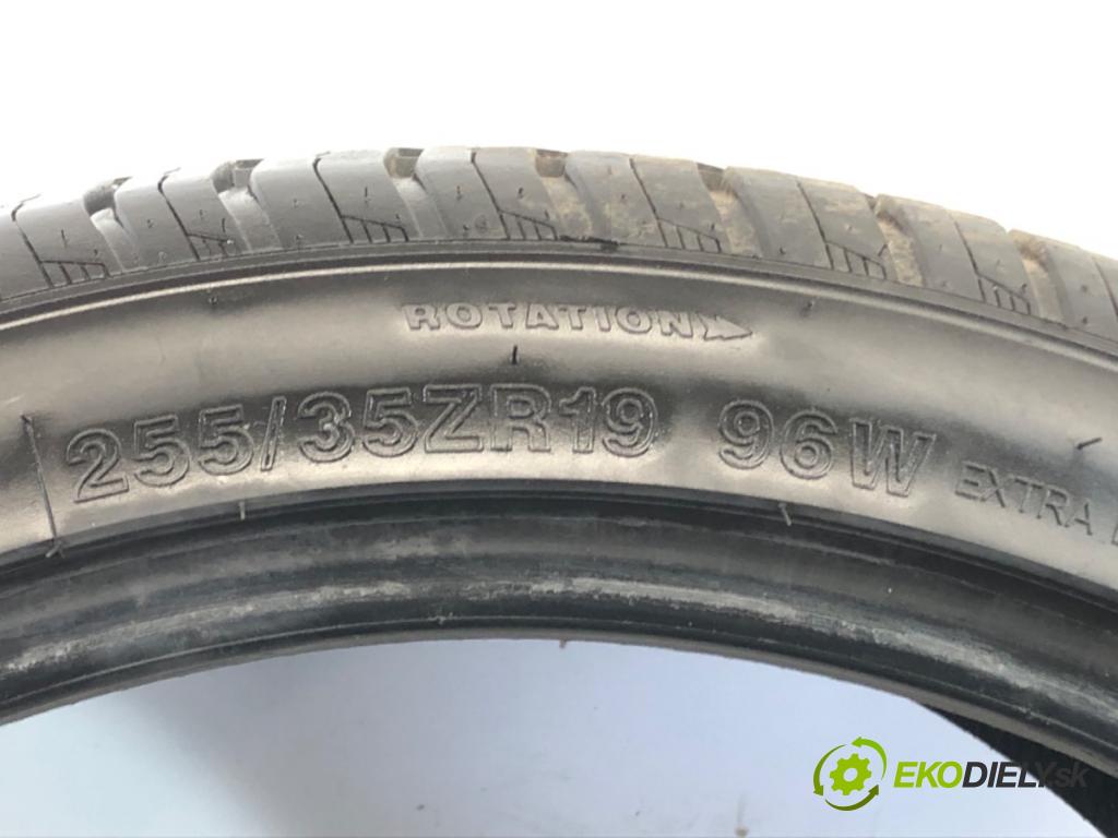 --- --- PNEUMATIKY: PARA: VÍCENÁ SEZÓNA: 255/35 19"