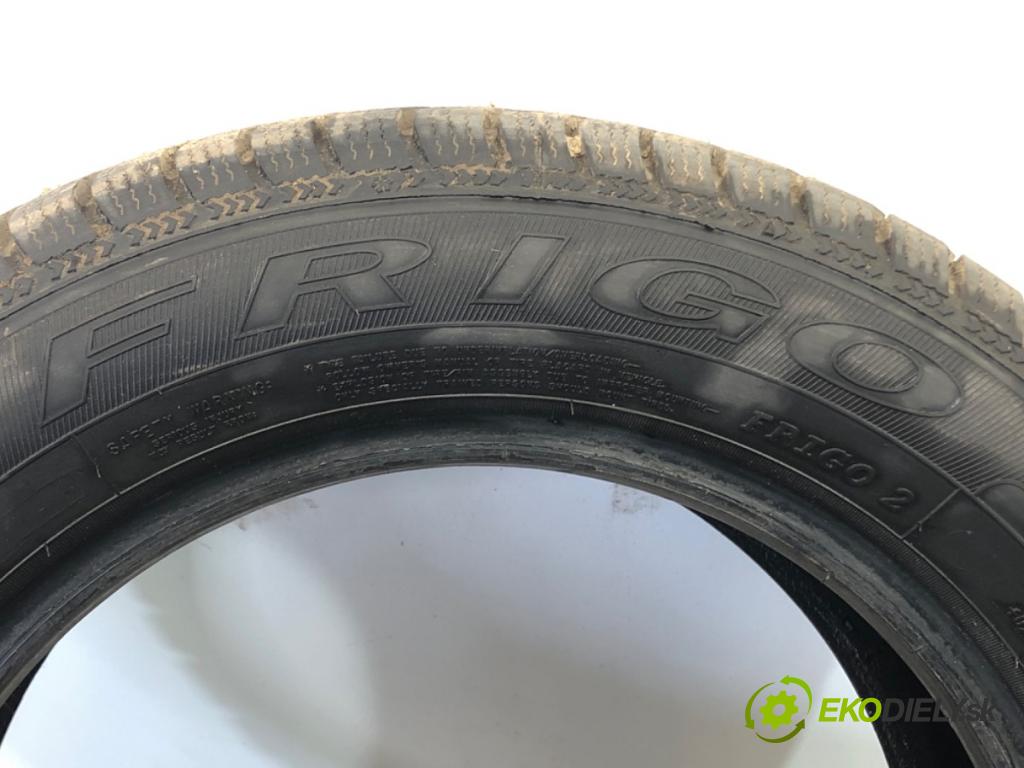 --- ---      PNEUMATIKY: zima 2X 195/60 15" DĘBICA