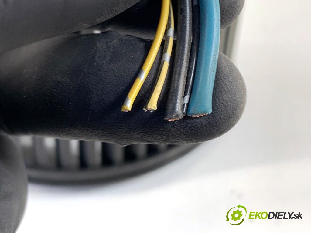 CITROEN C1 liftback 2007 40 kW 1.4 HDi 1398 ventilátor kúrenia N101813C