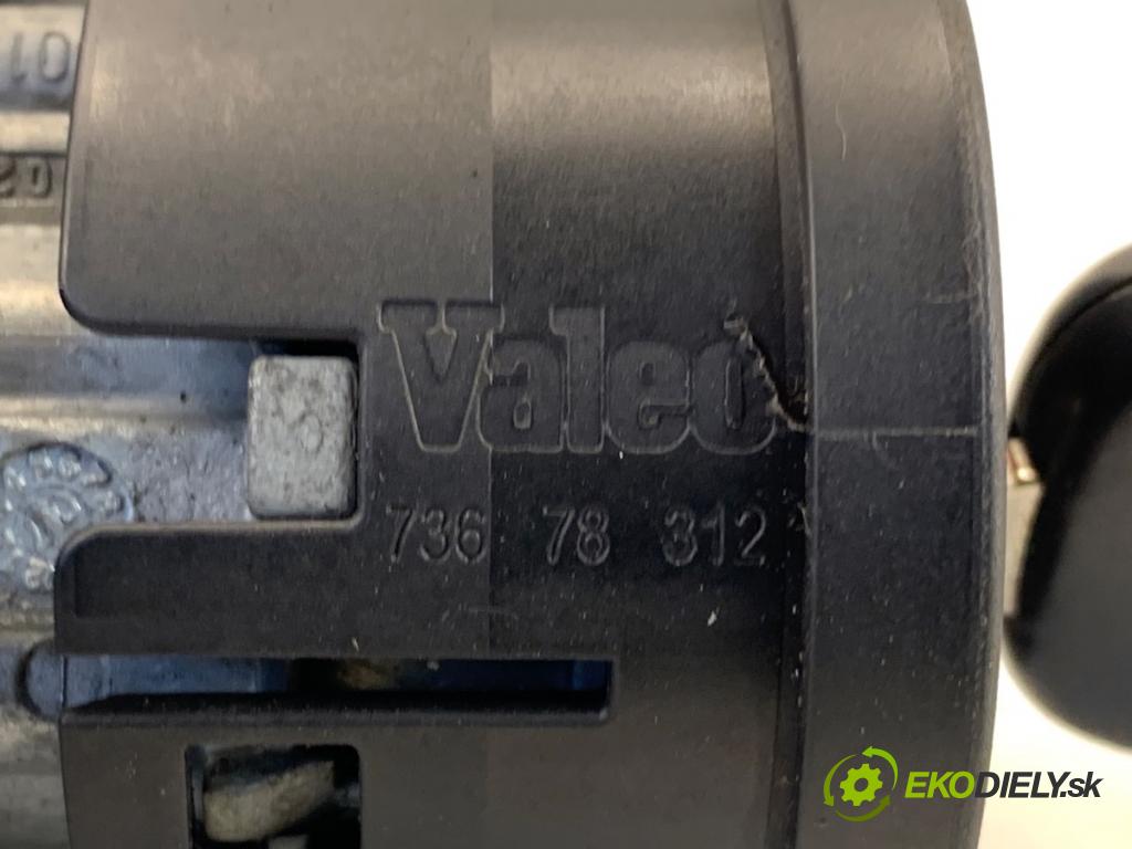 CITROEN C1 liftback 2007 40 kW 1.4 HDi 1398 spinačka N0502200 N0501477 (Spínacia skrinka)