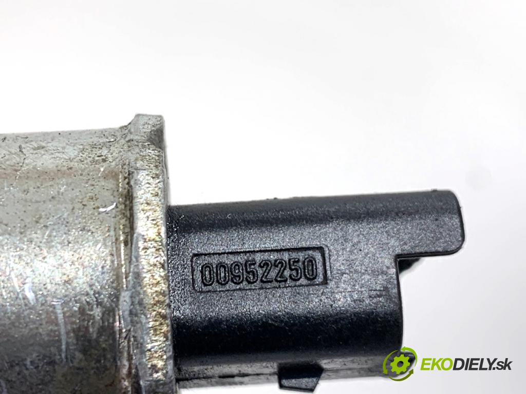 CITROEN C1 liftback 2007 40 kW 1.4 HDi 1398 Regulátor tlaku paliva 00952250 (Palivový systém ostatní)