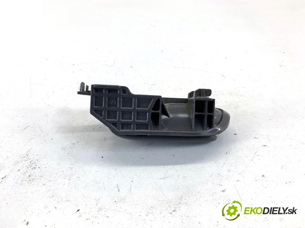 CITROEN C1 liftback 2007 40 kW 1.4 HDi 1398 Kľučka vnútorná pravy predný