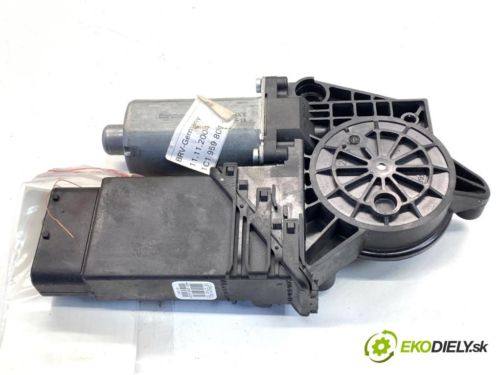 SKODA SUPERB I sedan 2003 96 kW 1.9 TDI 1896 Motor sťahovania okna ľavy predný 0130821695