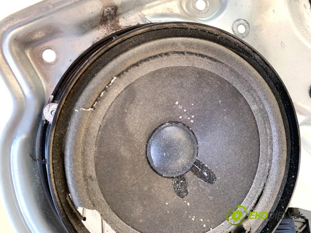 SKODA SUPERB I sedan 2003 96 kW 1.9 TDI 1896 mechanismus okna levý přední část