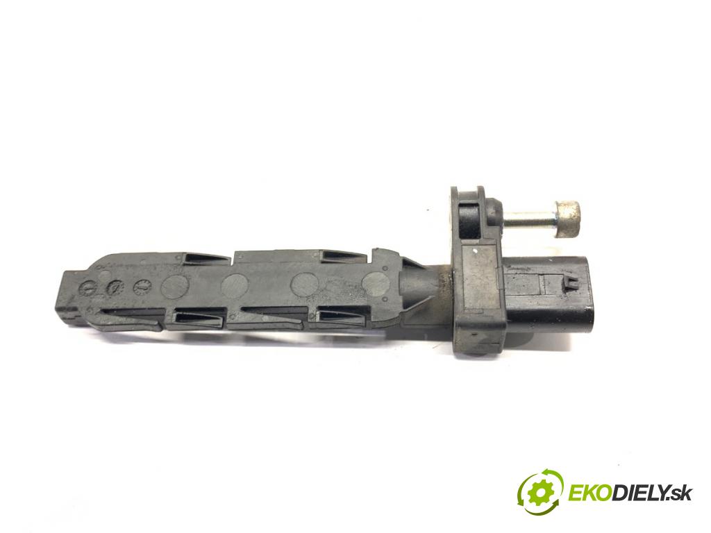 BMW F25 SUV 2013 190 kW xDrive 30 d 2993 snímač pozice hřídele klikového 7806782 (Snímač polohy klikového hřídele)