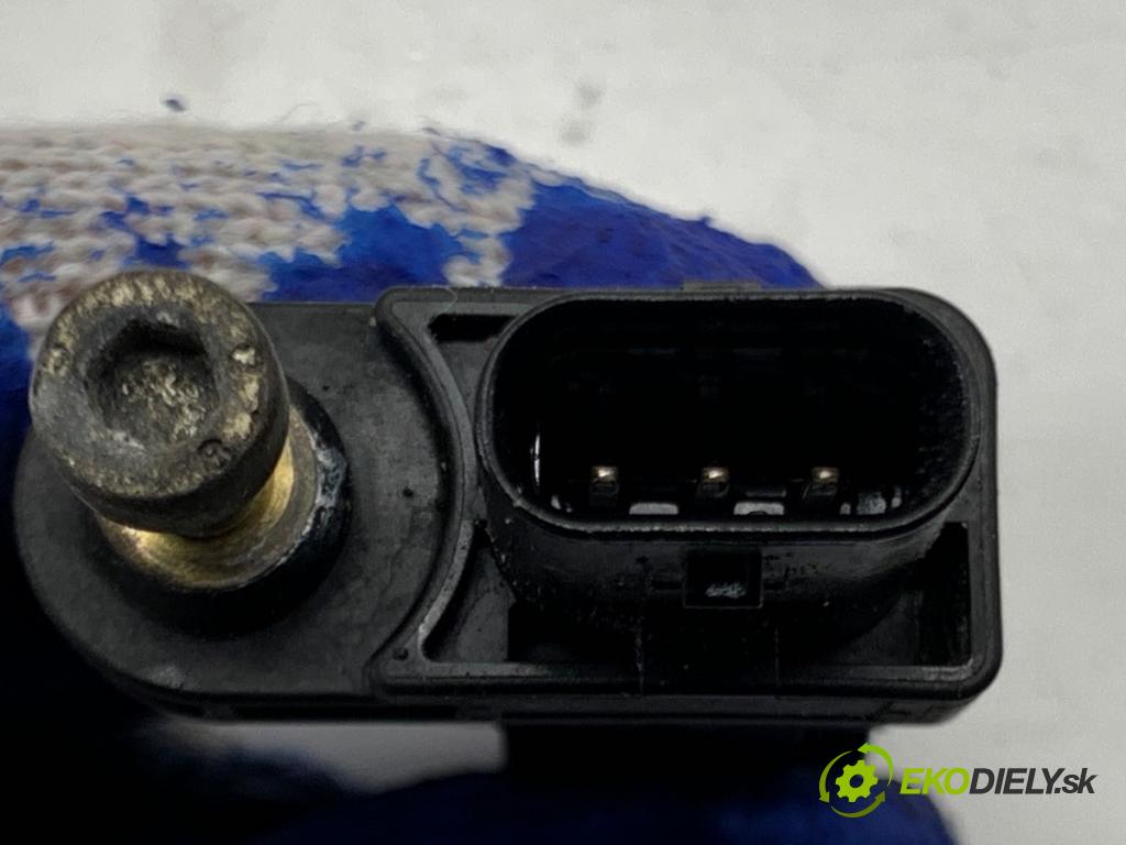 BMW F25 SUV 2013 190 kW xDrive 30 d 2993 snímač pozice hřídele klikového 7806782 (Snímač polohy klikového hřídele)