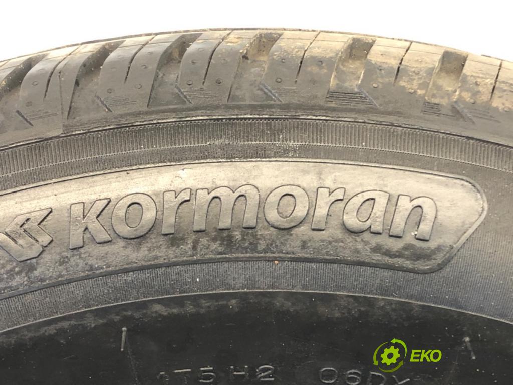 --- ---      PNEUMATIKY: PARA: VÍCENÁ SEZÓNA: 235/65 17" KORMORAN