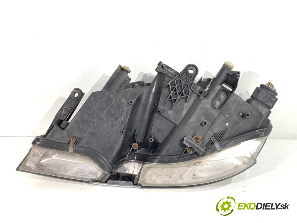 SKODA SUPERB I sedan 2003 96 kW 1.9 TDI 1896 Svetlomet pravy predný