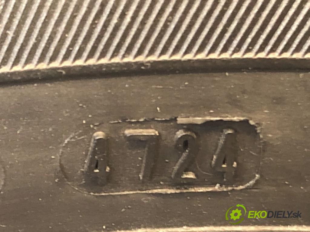 --- ---      PNEUMATIKY: zima 2X 205/55 16" DĘBICA