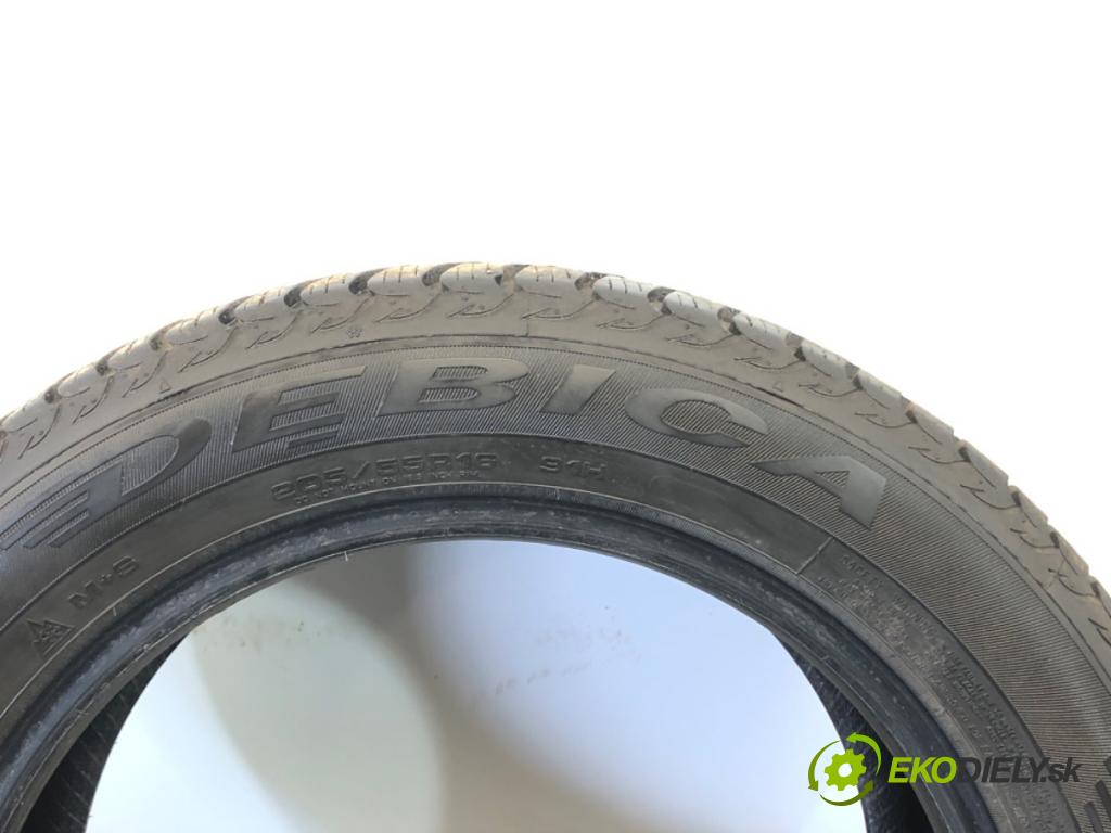 --- ---      PNEUMATIKY: zima 2X 205/55 16" DĘBICA