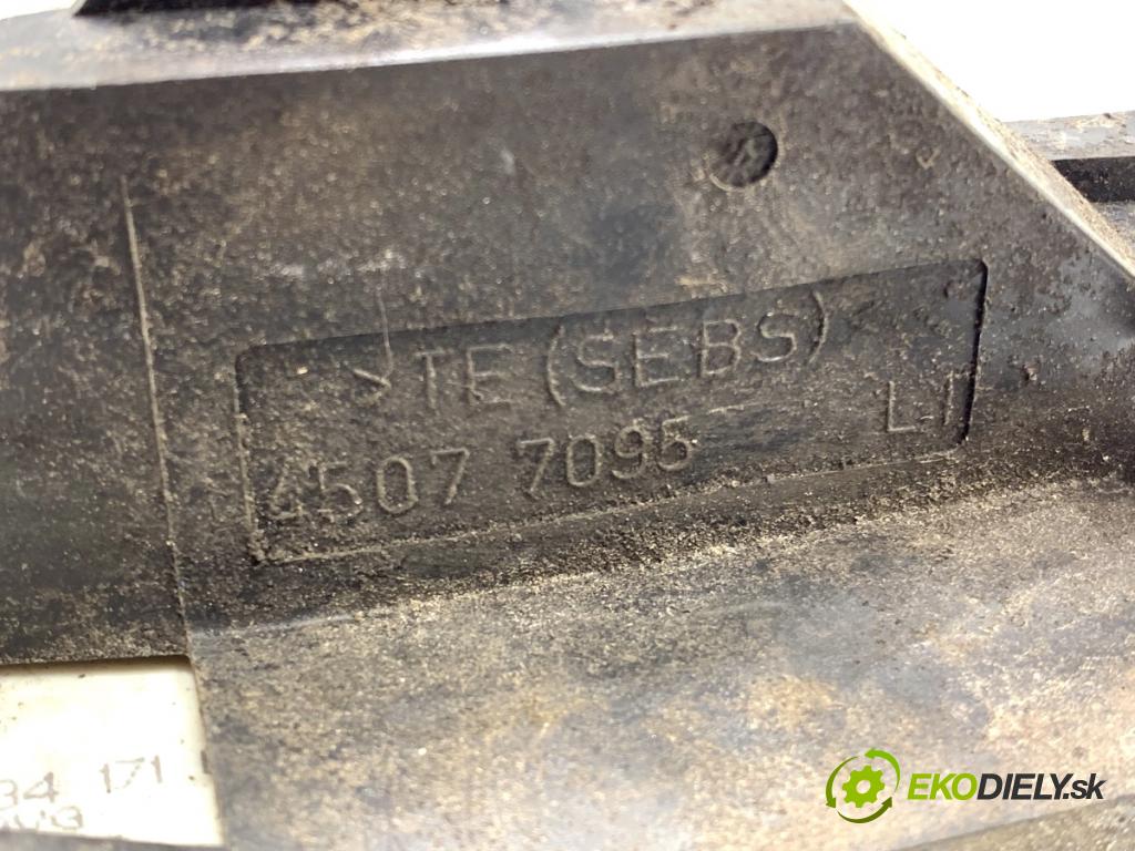 CITROEN C4 I liftback 2007 66 kW 1.6 HDi 1560 zámok Dvere ľavy predný 9683417180