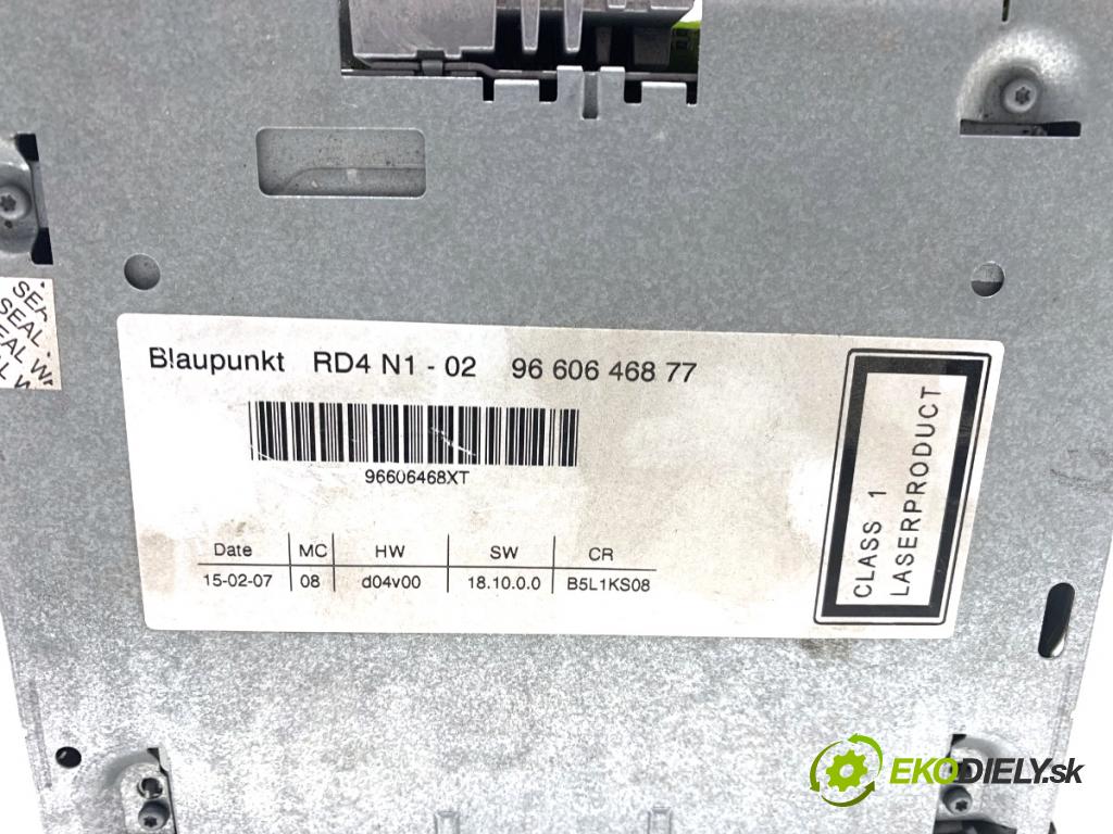 CITROEN C4 I liftback 2007 66 kW 1.6 HDi 1560 RADIO 9660646877 (Audio zariadenie)