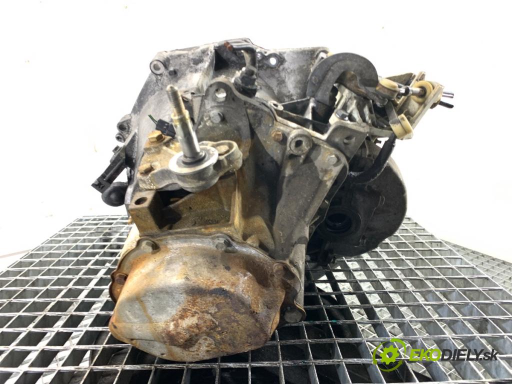 CITROEN C4 I liftback 2007 66 kW 1.6 HDi 1560 převodovka 20DM75 (Převodovka)