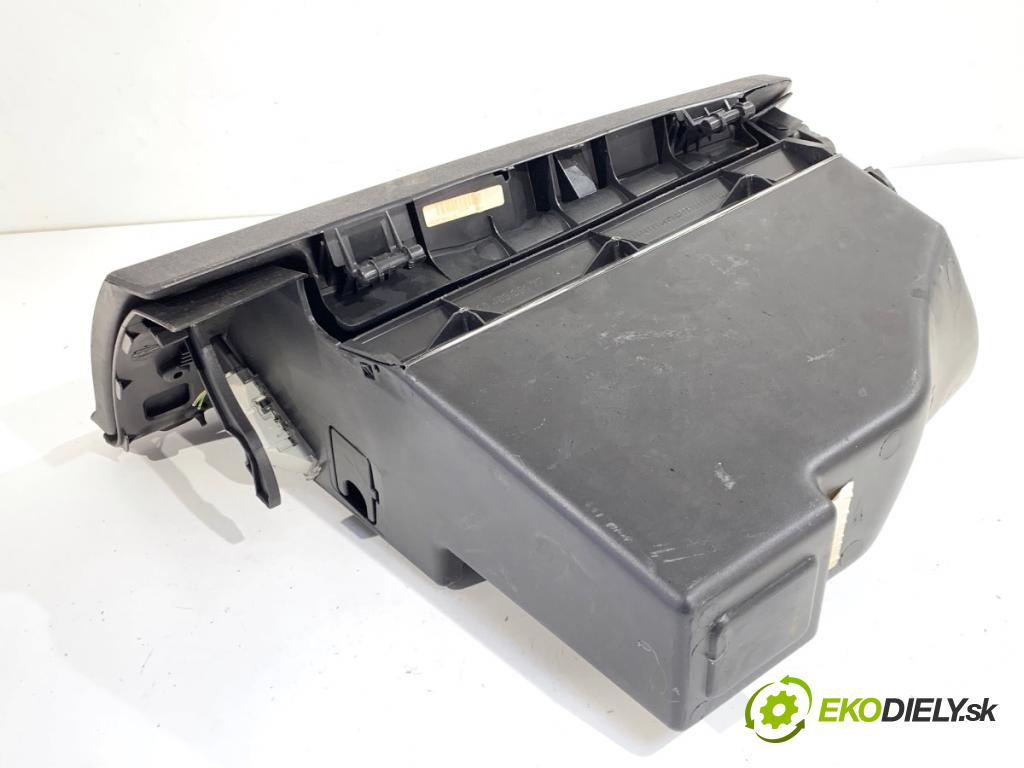 CITROEN C4 I liftback 2007 66 kW 1.6 HDi 1560 Priehradka, kastlík spolujazdca  (Priehradka (kastlík))