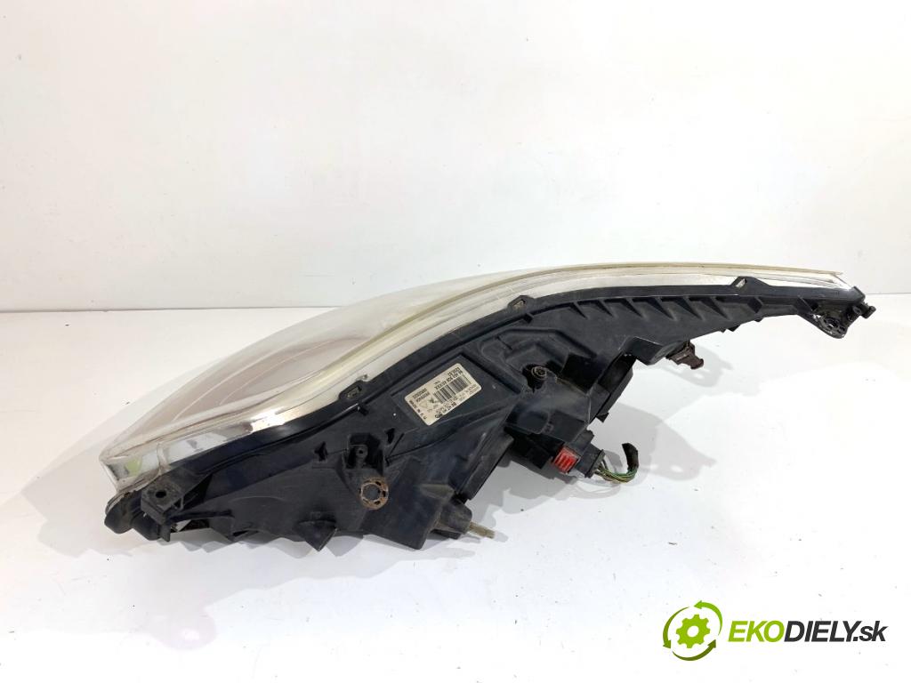 CITROEN C4 I liftback 2007 66 kW 1.6 HDi 1560 Svetlomet pravy predný 9646893880