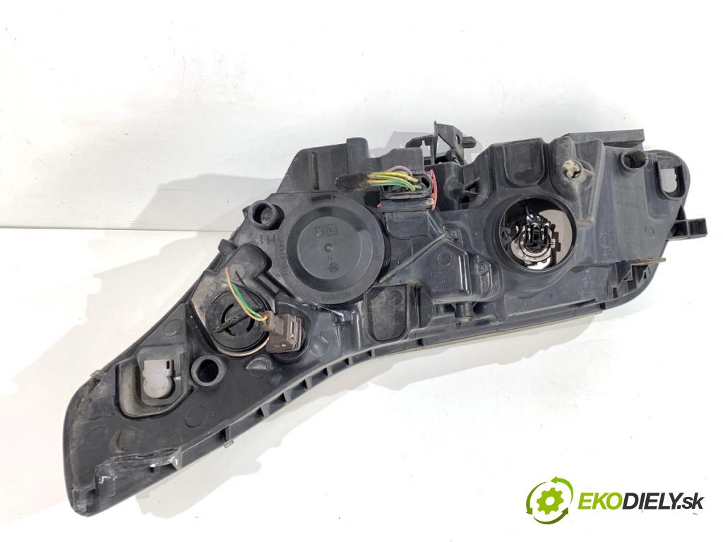 CITROEN C4 I liftback 2007 66 kW 1.6 HDi 1560 Svetlomet pravy predný 9646893880