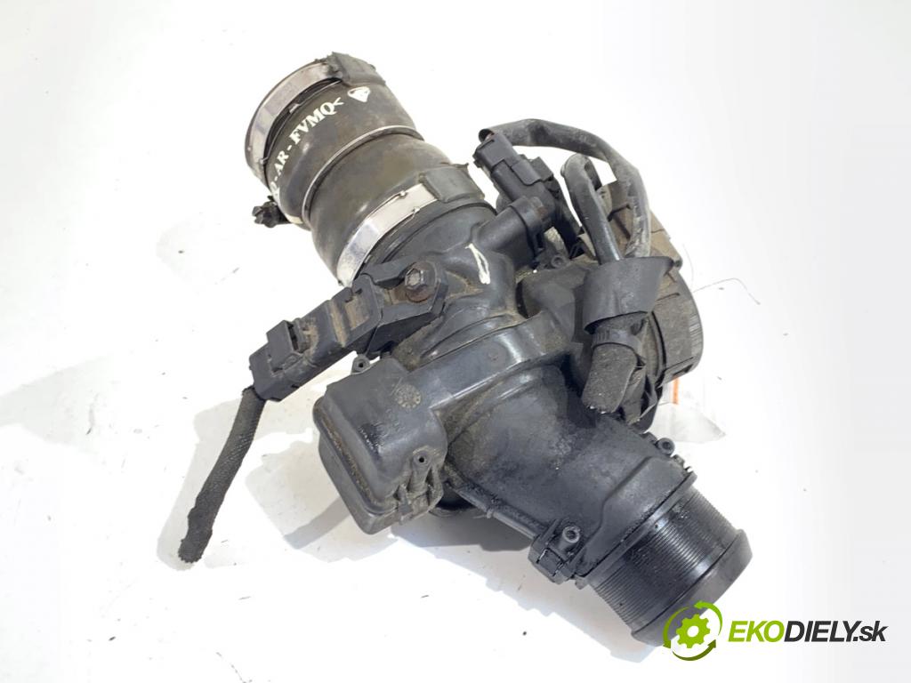 CITROEN C4 I liftback 2007 66 kW 1.6 HDi 1560 škrtíci klapka  (Škrticí klapka)