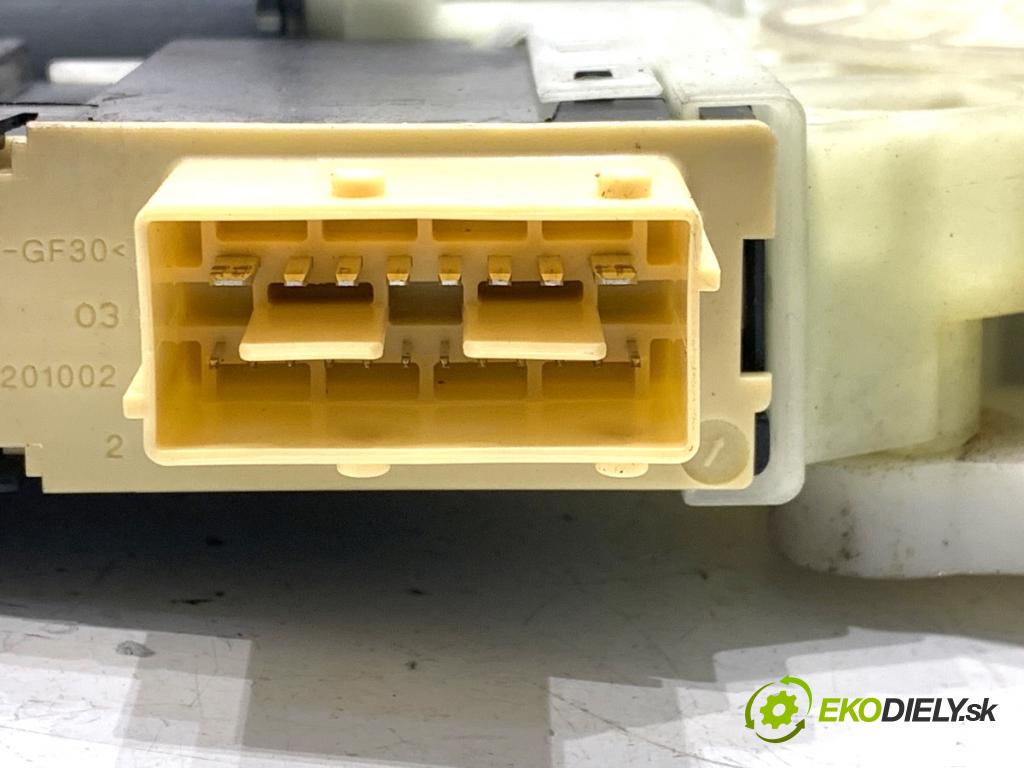 CITROEN C4 I liftback 2007 66 kW 1.6 HDi 1560 Mechanizmus okna ľavy predný 9657133980