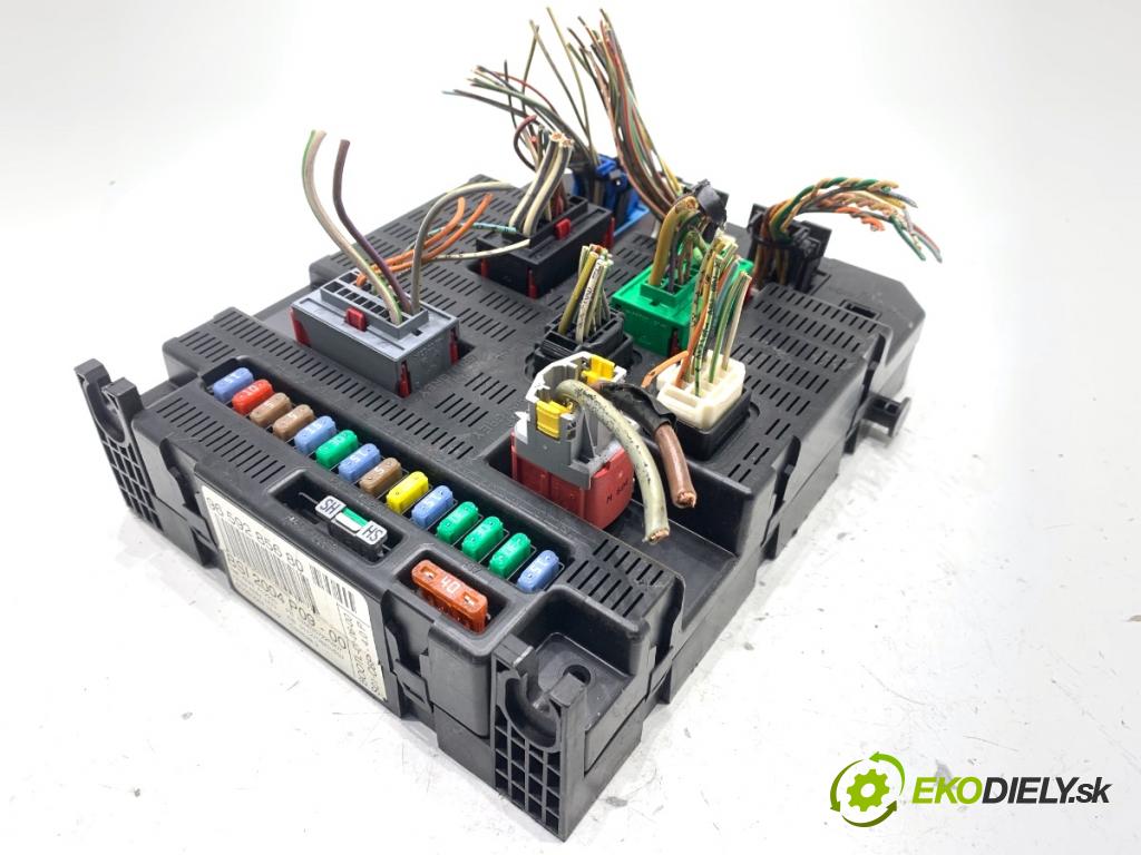 CITROEN C4 I liftback 2007 66 kW 1.6 HDi 1560 modul BSI 9659285680 (Pojistková skříňka)