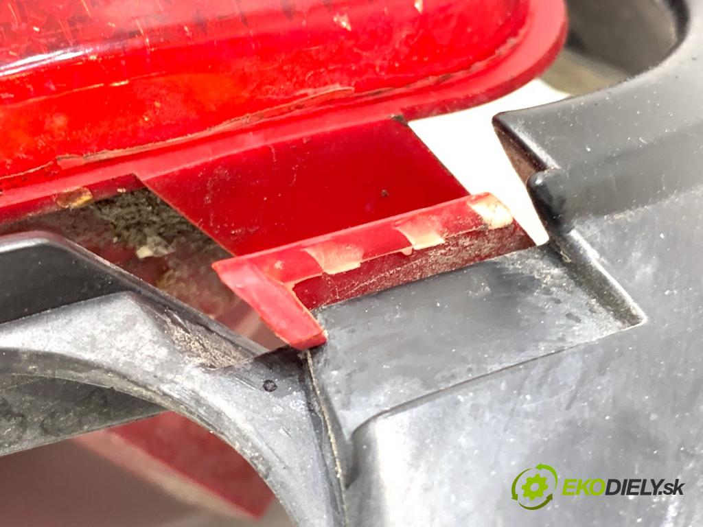 CITROEN C4 I liftback 2007 66 kW 1.6 HDi 1560 Svetlo nárazníka ľavy zad 9652736480