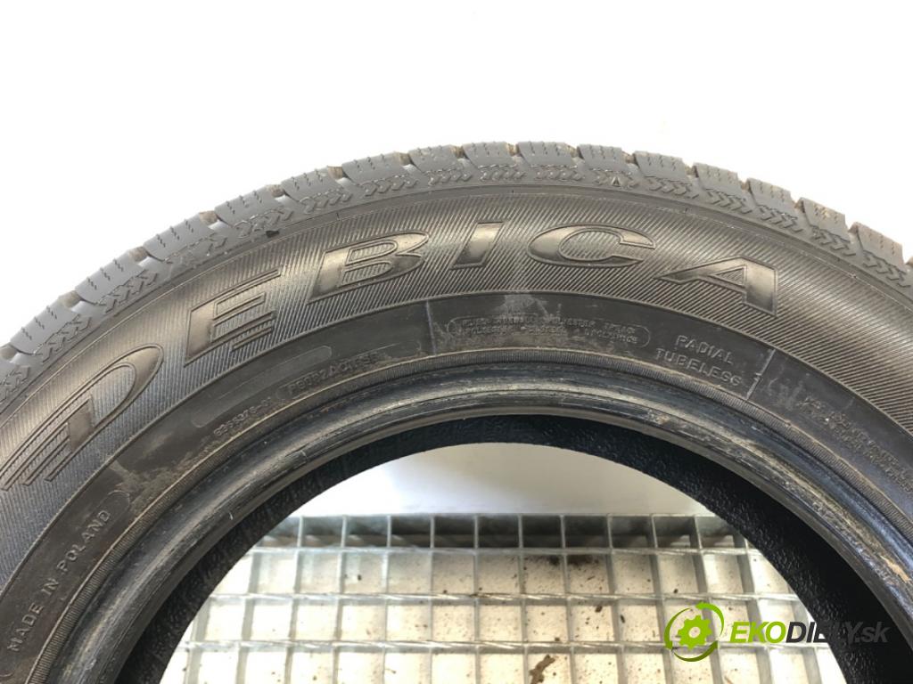 --- ---      PNEUMATIKY: zima 2X 195/65 15" DĘBICA