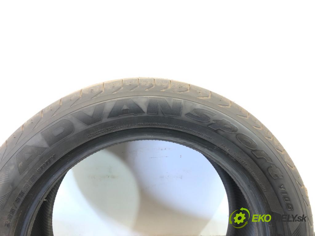 --- ---      PNEUMATIKY: 2X 235/55 18" YOKOHAMA