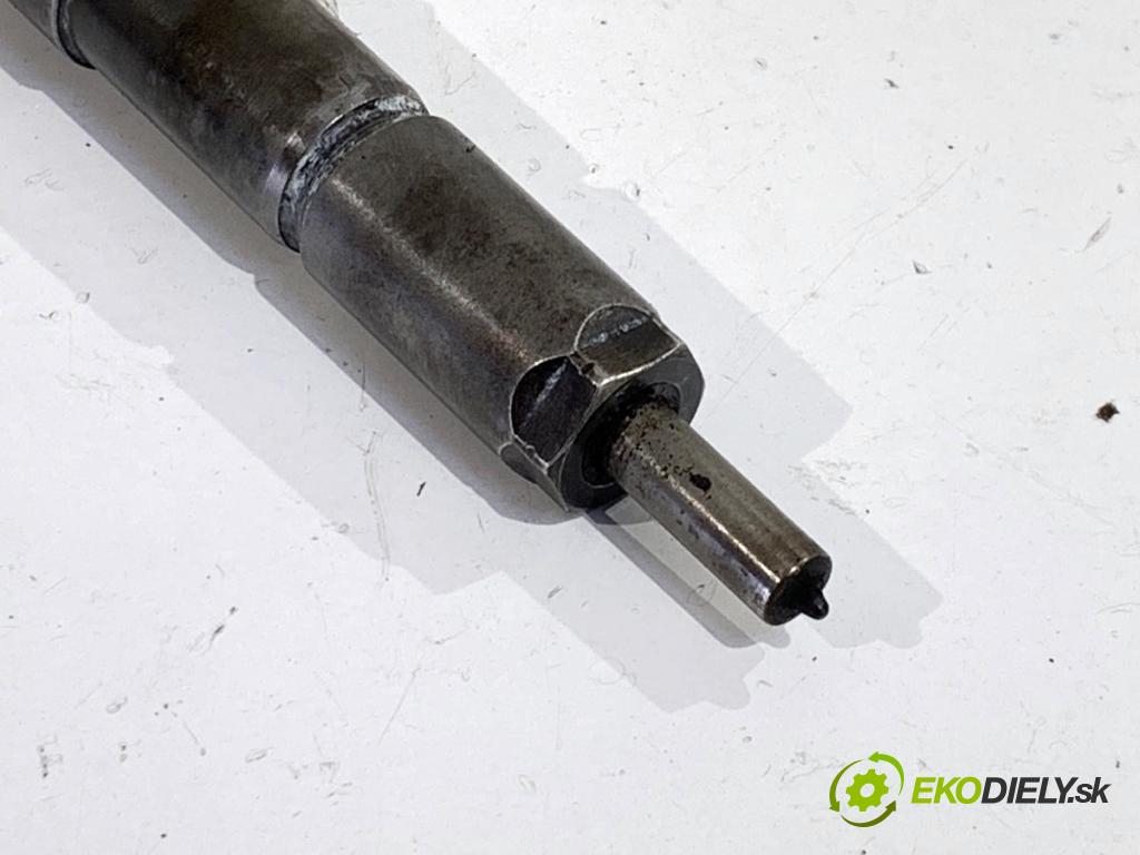 OPEL ASTRA J Kombi 2011 118 kW 2.0 CDTI (35) 1956 vstřikovač 0445110327 (Vstřikovač paliva)