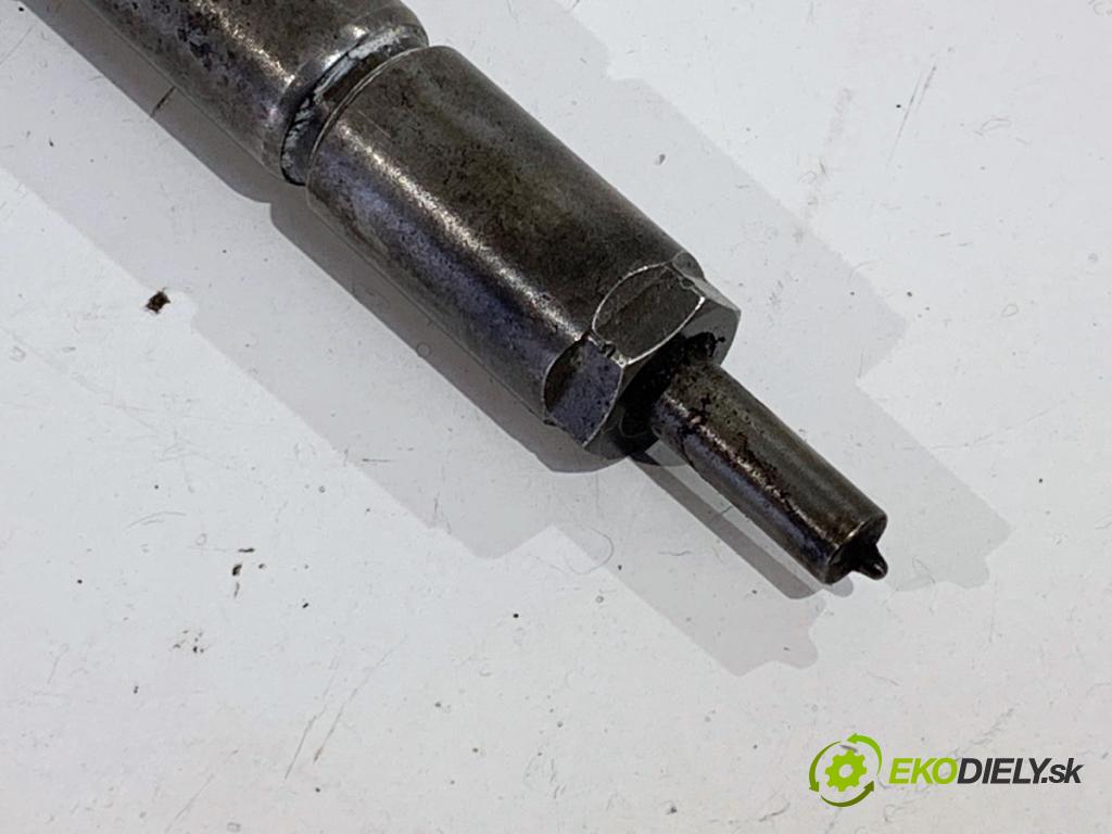 OPEL ASTRA J Kombi 2011 118 kW 2.0 CDTI (35) 1956 vstřikovač 0445110327 (Vstřikovač paliva)