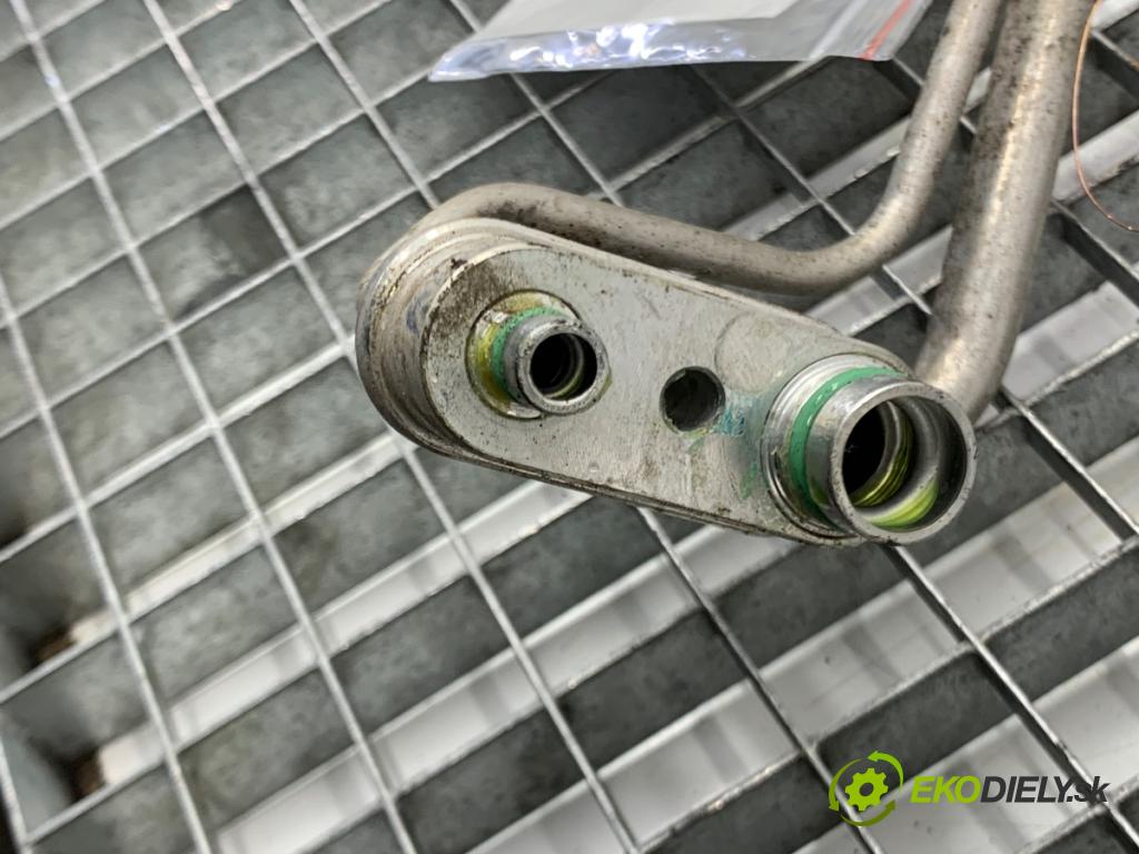 HONDA CIVIC VII liftback 2004 66 kW 1.4 iS (EP1) 1396 rúrka klimatizácie  (Rúrka klimatizácie)