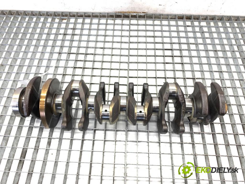 BMW F22 coupe 2017 272 kW M2 2979 Kardaň, hriadeľ KLIKA: 760297202 (Blok motora ostatné)