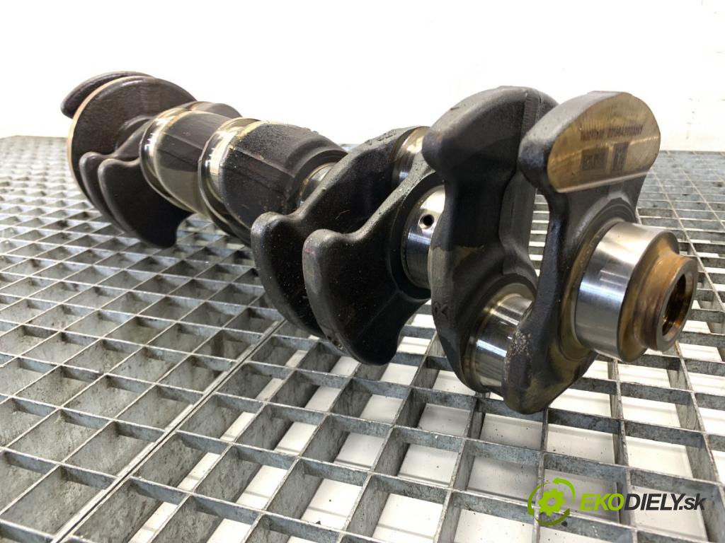 BMW F22 coupe 2017 272 kW M2 2979 kardaň hřídel KORBOVÝ: 760297202 (Blok motoru ostatní)