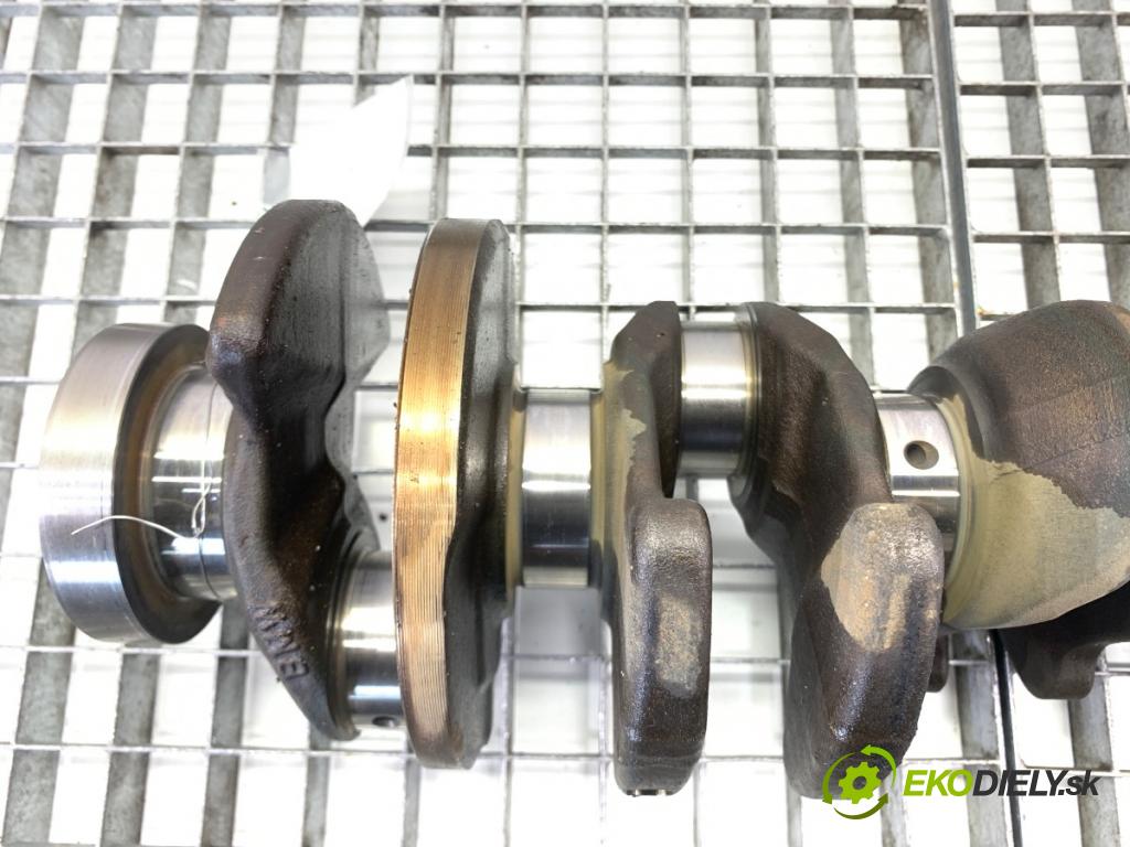 BMW F22 coupe 2017 272 kW M2 2979 kardaň hřídel KORBOVÝ: 760297202 (Blok motoru ostatní)