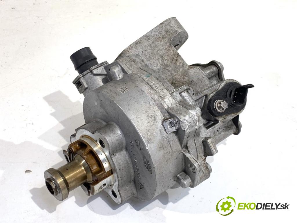 BMW F22 coupe 2017 272 kW M2 2979 Pumpa vákuová 8618897