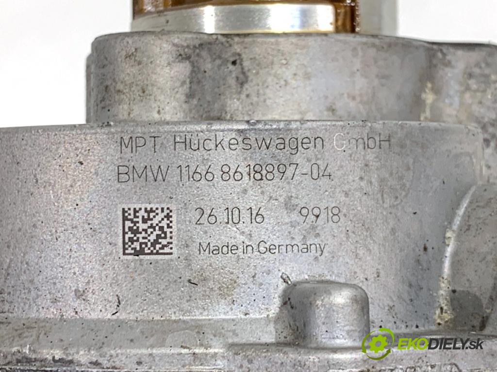 BMW F22 coupe 2017 272 kW M2 2979 Pumpa vákuová 8618897