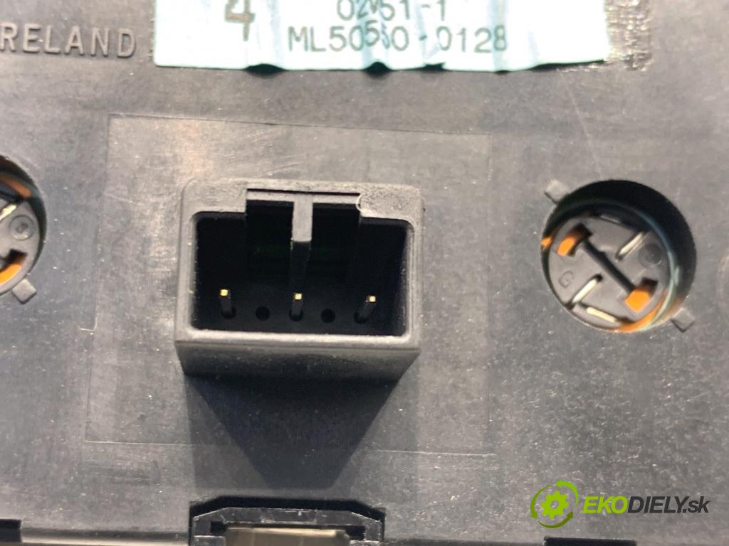 VOLVO V70 I Kombi 2003 121 kW 2.4 2435 Spínač svetiel