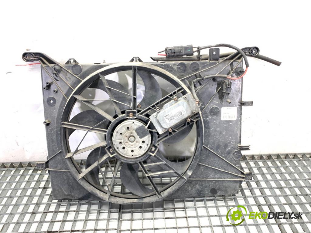 VOLVO V70 I Kombi 2003 121 kW 2.4 2435 Ventilátor chladiča 30647253 (Ventilátor)