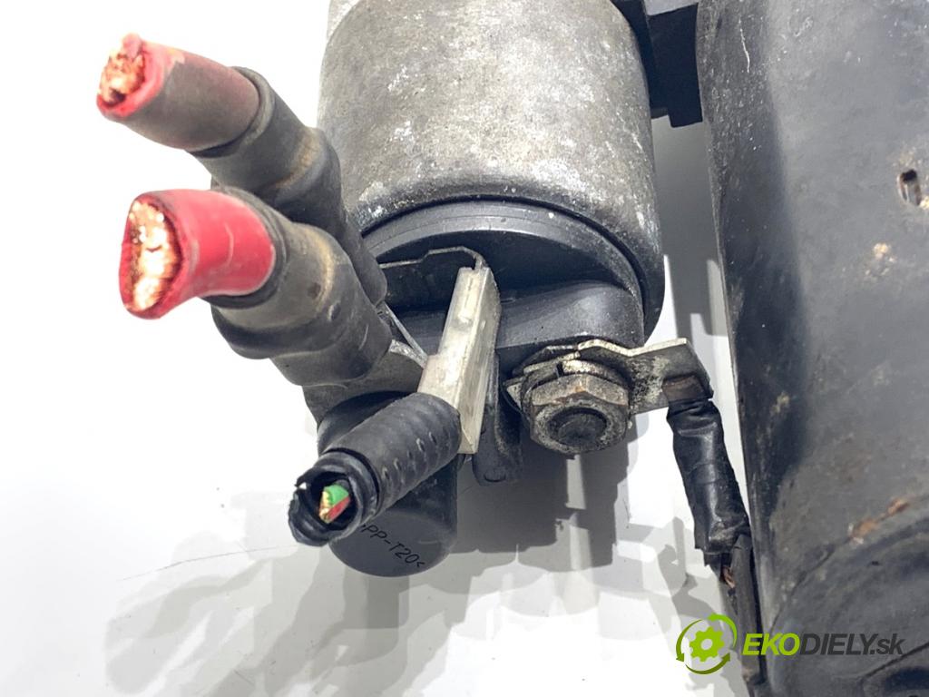 VOLVO V70 I Kombi 2003 121 kW 2.4 2435 startér 0001108167 (Startér)