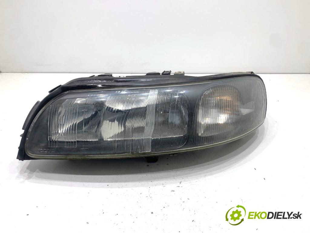 VOLVO V70 I Kombi 2003 121 kW 2.4 2435 světlomet levý přední část 8693567