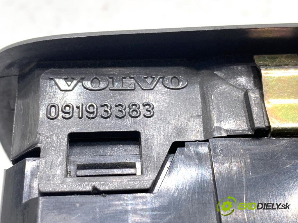 VOLVO V70 I Kombi 2003 121 kW 2.4 2435 Prepínač okien 30658116 (Prepínacie páčky pod volantom)