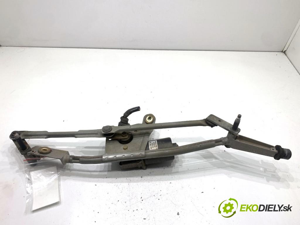 VOLVO V70 I Kombi 2003 121 kW 2.4 2435 mechanismus stěračů přední část 09151848 (Motorek stěračů přední)