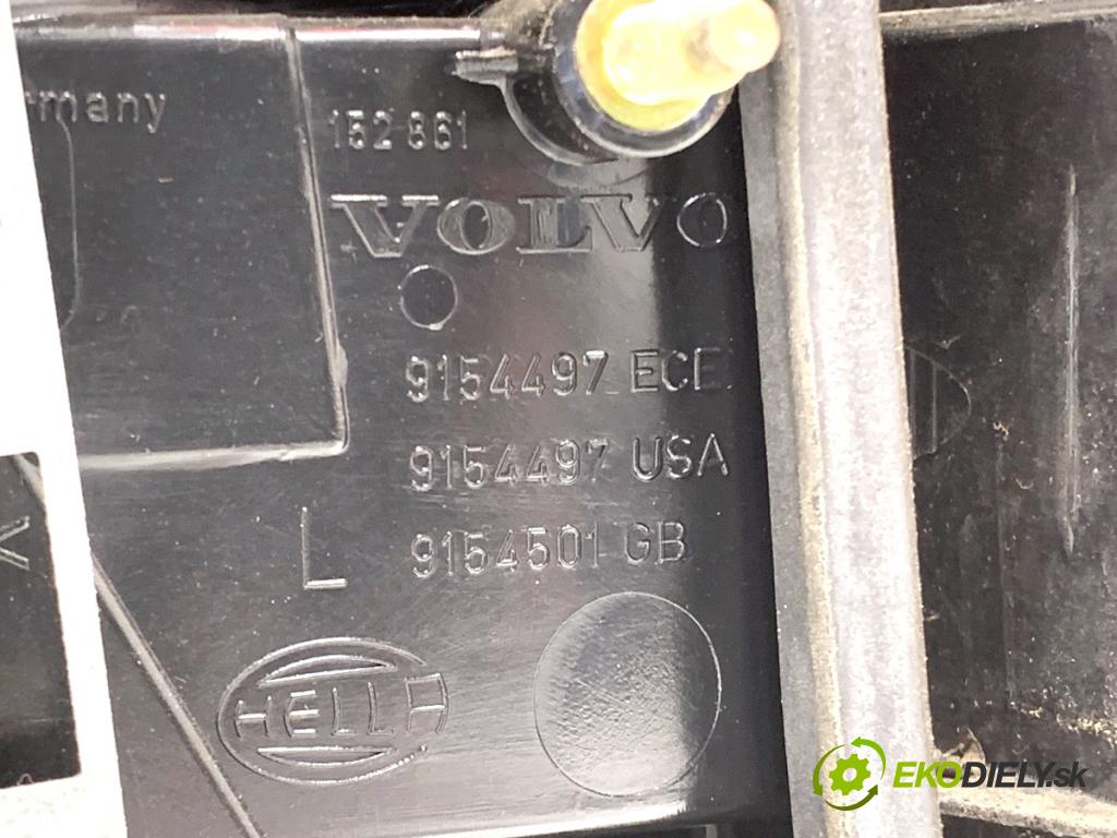 VOLVO V70 I Kombi 2003 121 kW 2.4 2435 světlo levý zadní část 9154497 9154493