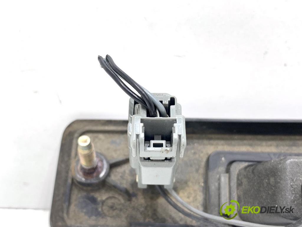 VOLVO V70 I Kombi 2003 121 kW 2.4 2435 Kľučka dverí zad 9203101