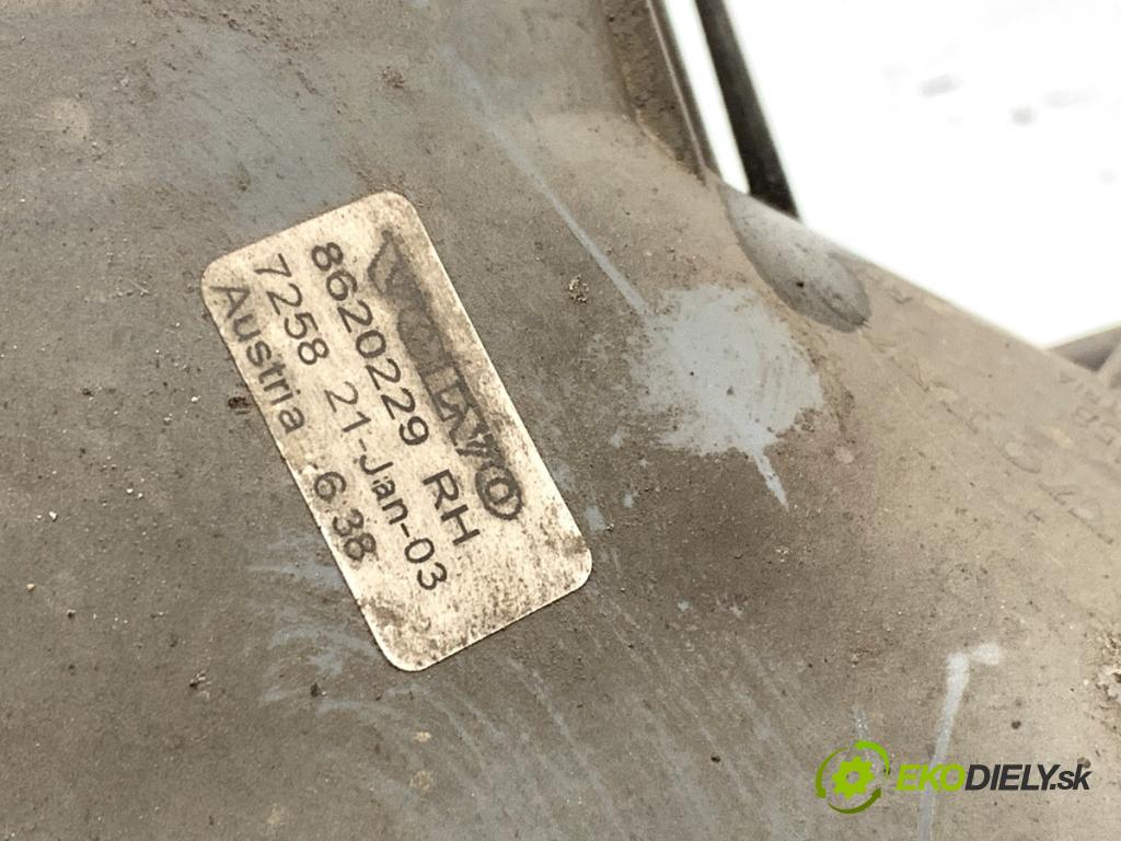 VOLVO V70 I Kombi 2003 121 kW 2.4 2435 hmlové svetlo, hmlovka pravý přední část 8620229