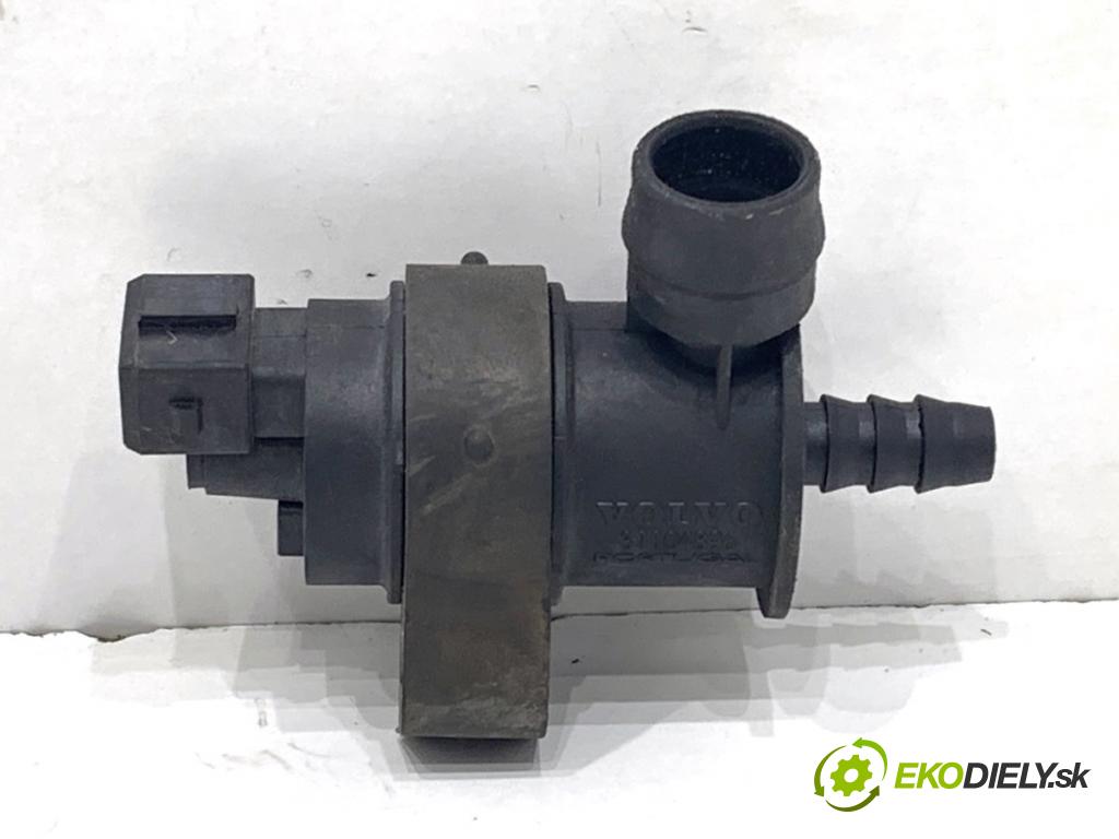 VOLVO V70 I Kombi 2003 121 kW 2.4 2435 ventil tlaku 31104896 (Ventil)