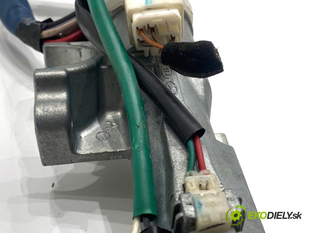 HYUNDAI i10 liftback 2008 49 kW 1.1 1086 spinačka  (Spínacia skrinka)