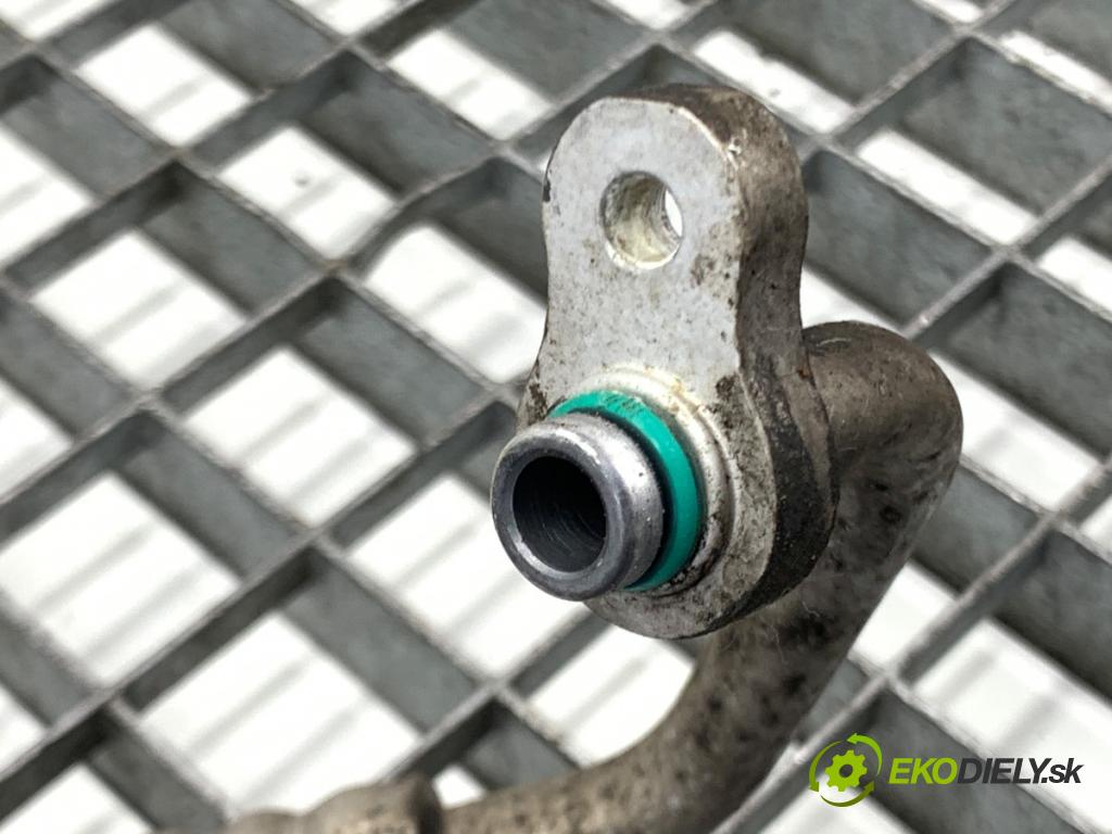 HYUNDAI i10 liftback 2008 49 kW 1.1 1086 rúrka klimatizace  (Trubka klimatizace)