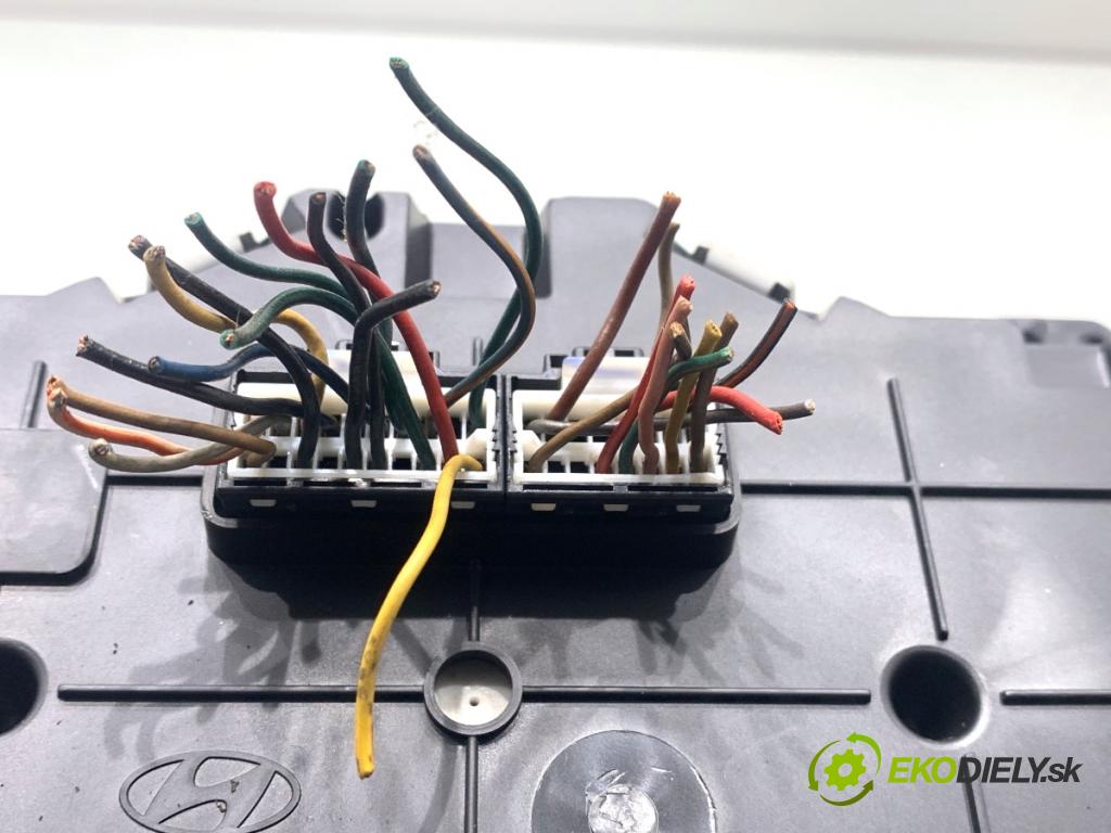 HYUNDAI i10 liftback 2008 49 kW 1.1 1086 Prístrojovka 94003-0X250 (Prístrojová doska)